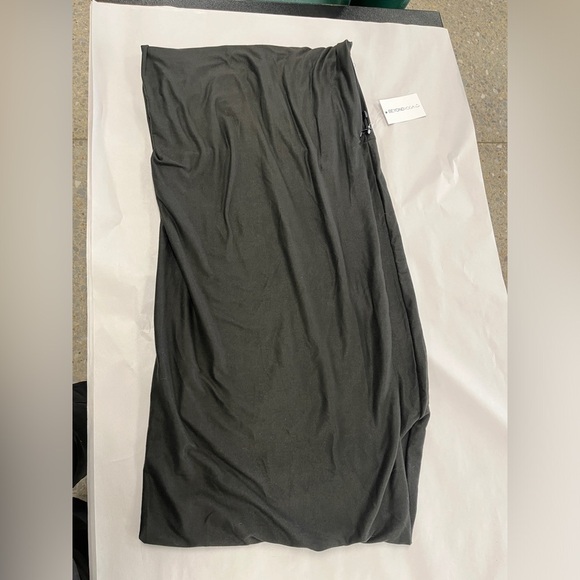 BEYOND YOGA NWT Black Pocket Infinity Soft Scarf - Picture 7 of 8